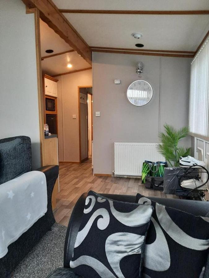 Ferienhaus L3 Millfields 4 Berth Luxury Caravan Dg & Gch Family's Only And Lead Person Must Be Over 30 *
