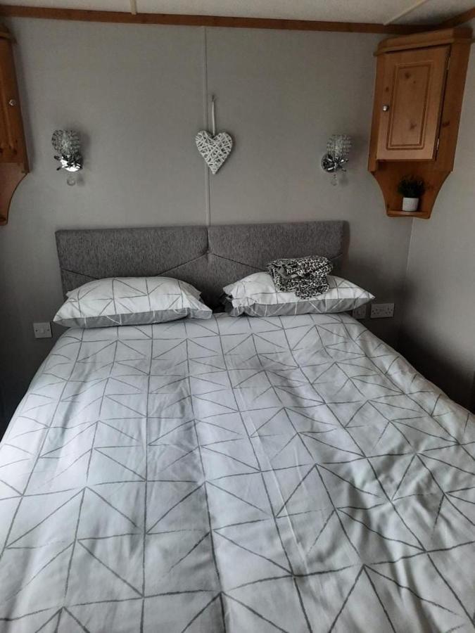 Ferienhaus L3 Millfields 4 Berth Luxury Caravan Dg & Gch Family's Only And Lead Person Must Be Over 30 *
